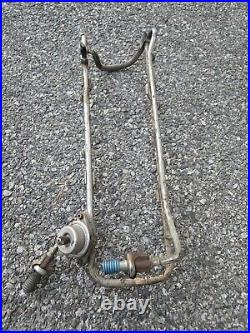1995-1996 Ford F150 Bronco 5.0L 302 V8 Fuel Injection Rail