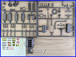 L@@k! Rare Vintage Aurora Chrysler 392 Fuel-injected Engine Kit Complete